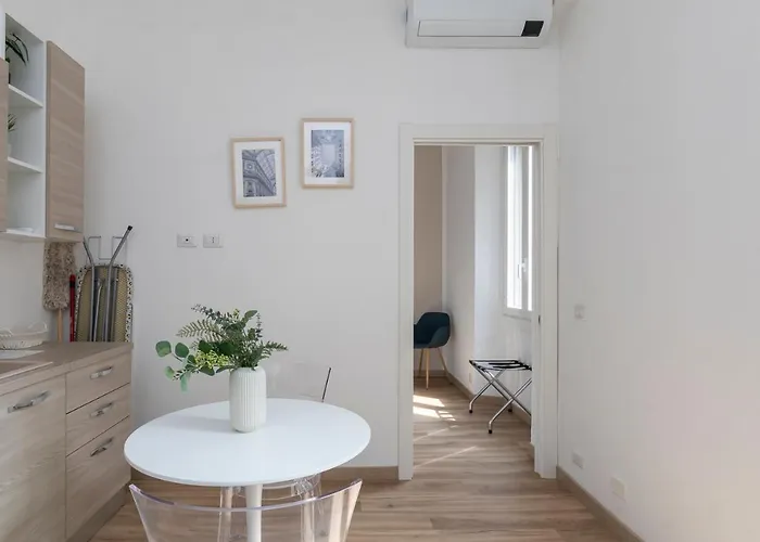 Apartment Ihost Flat - Monza 20 *